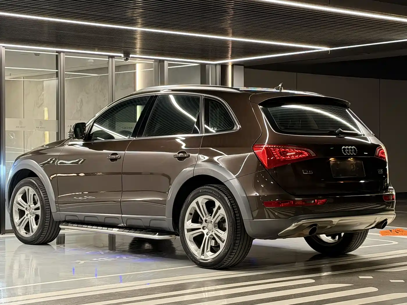 Audi Q5 (Import) 2010 3.2FSI Off-road Edition фото 21