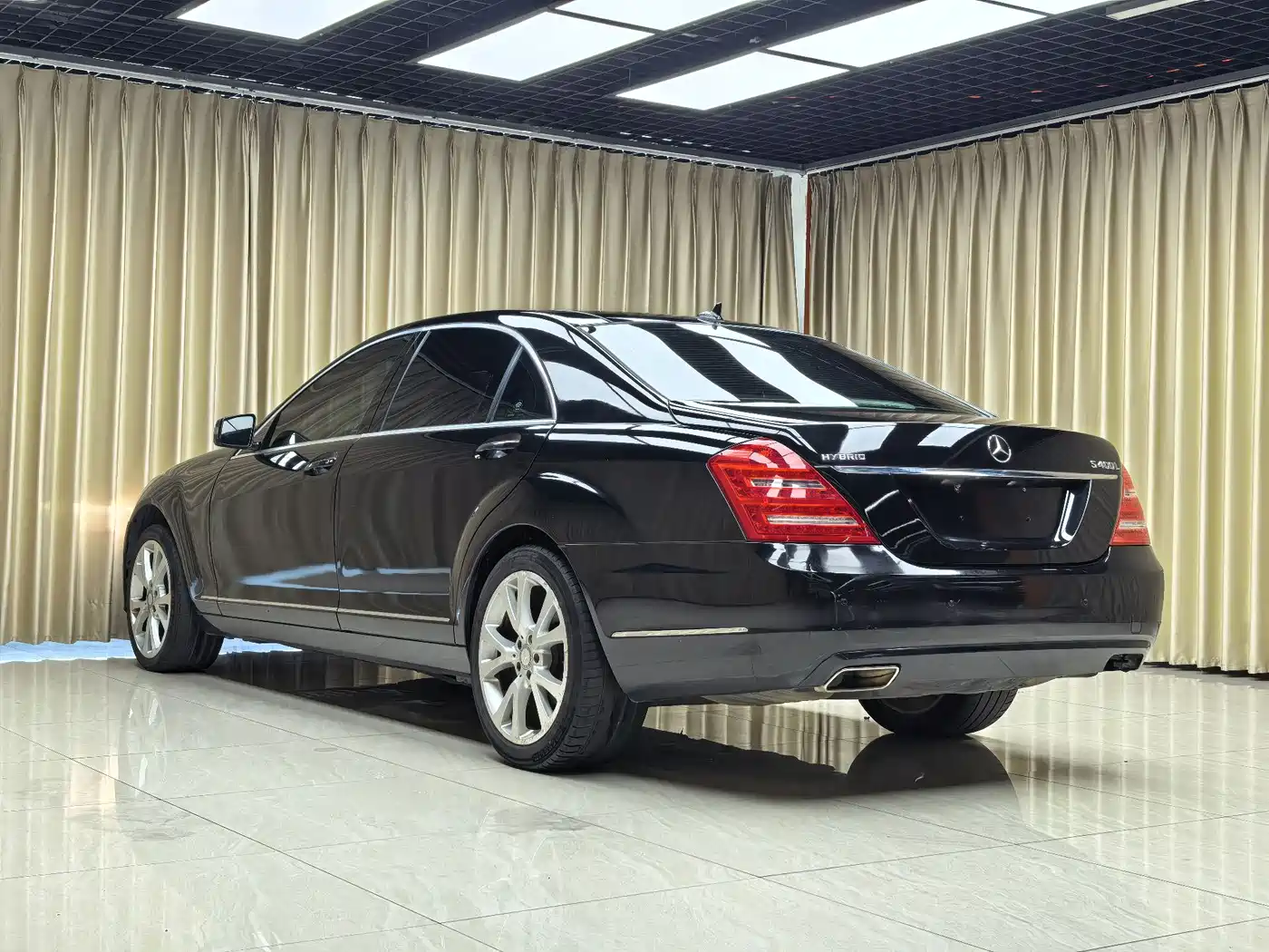 Mercedes-Benz S-Class 2012 S 400 L HYBRID Grand Edition фото 26