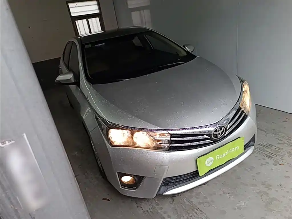 Toyota Corolla 2017 1.6L CVT GL фото 4