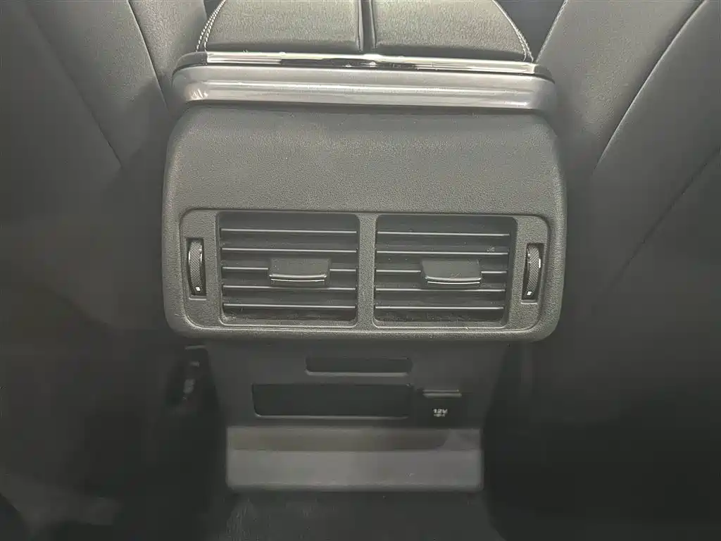 Land Rover Range Rover Velar 2021 P250 фото 14