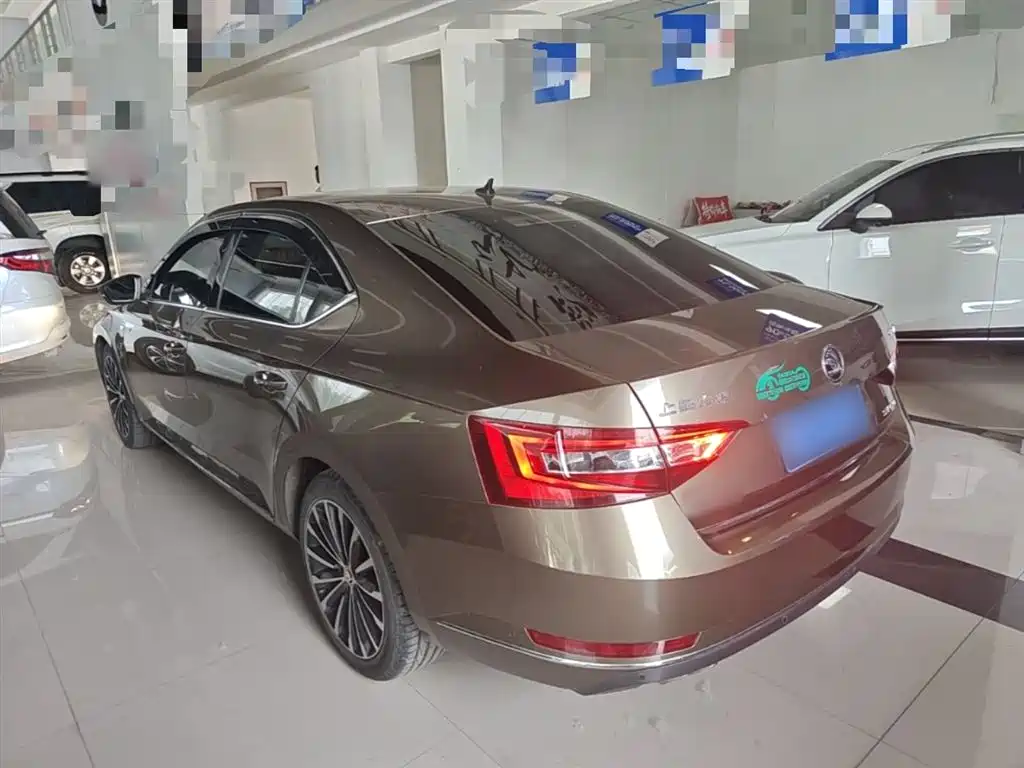 Škoda Superb 2016 TSI330 DSG Smart Edition фото 5