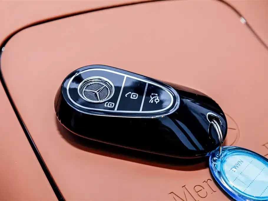 Mercedes-Benz C-Class New Energy 2024 Facelift C 350 eL фото 16