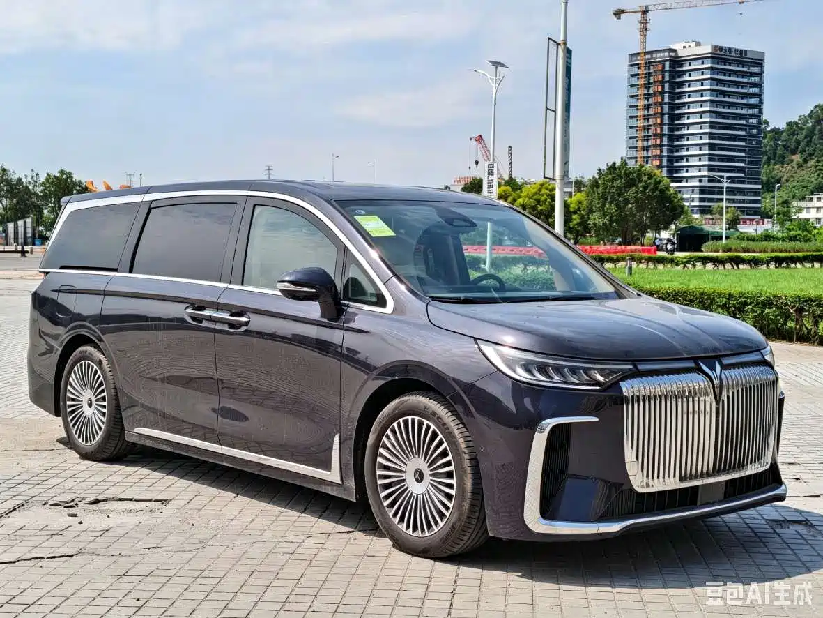 Voyah Auto Voyah Dreamer 2025 PHEV AWD Flagship Kunpeng Edition фото 4