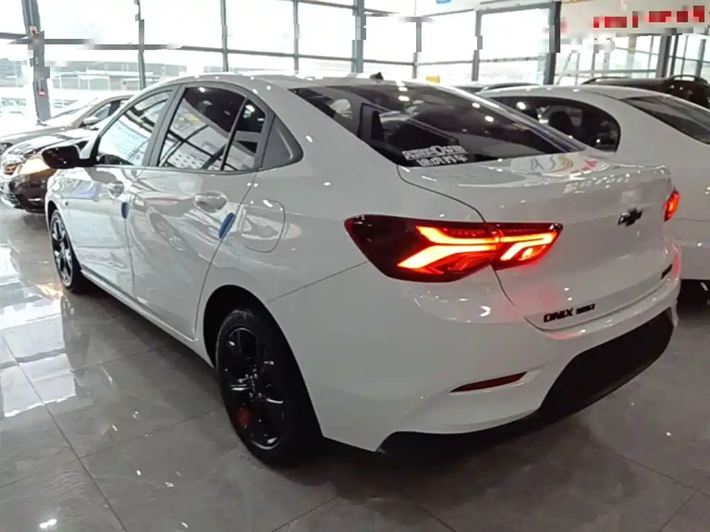 Chevrolet Cavalier 2020 Facelift Redline 325T Automatic Trend Edition фото 5