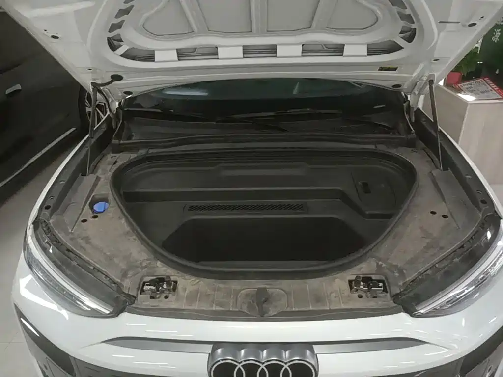 Audi Q6L e-tron 2025 2025 Model Pioneer Edition