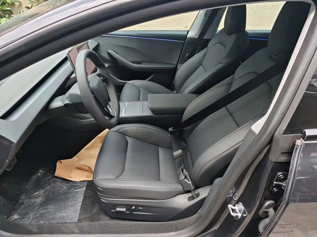 Tesla Model 3 2026 2025 Model Rear-Wheel Drive Edition