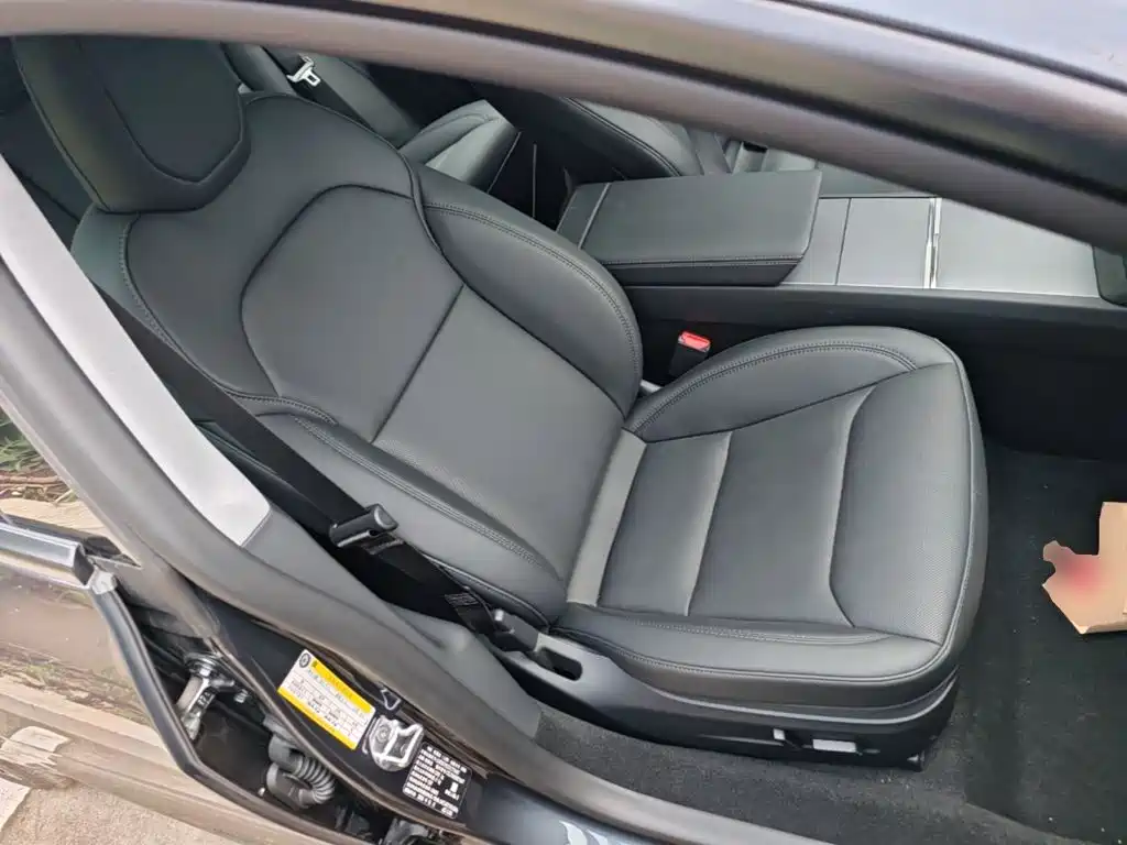 Tesla Model 3 2026 2025 Model Rear-Wheel Drive Edition