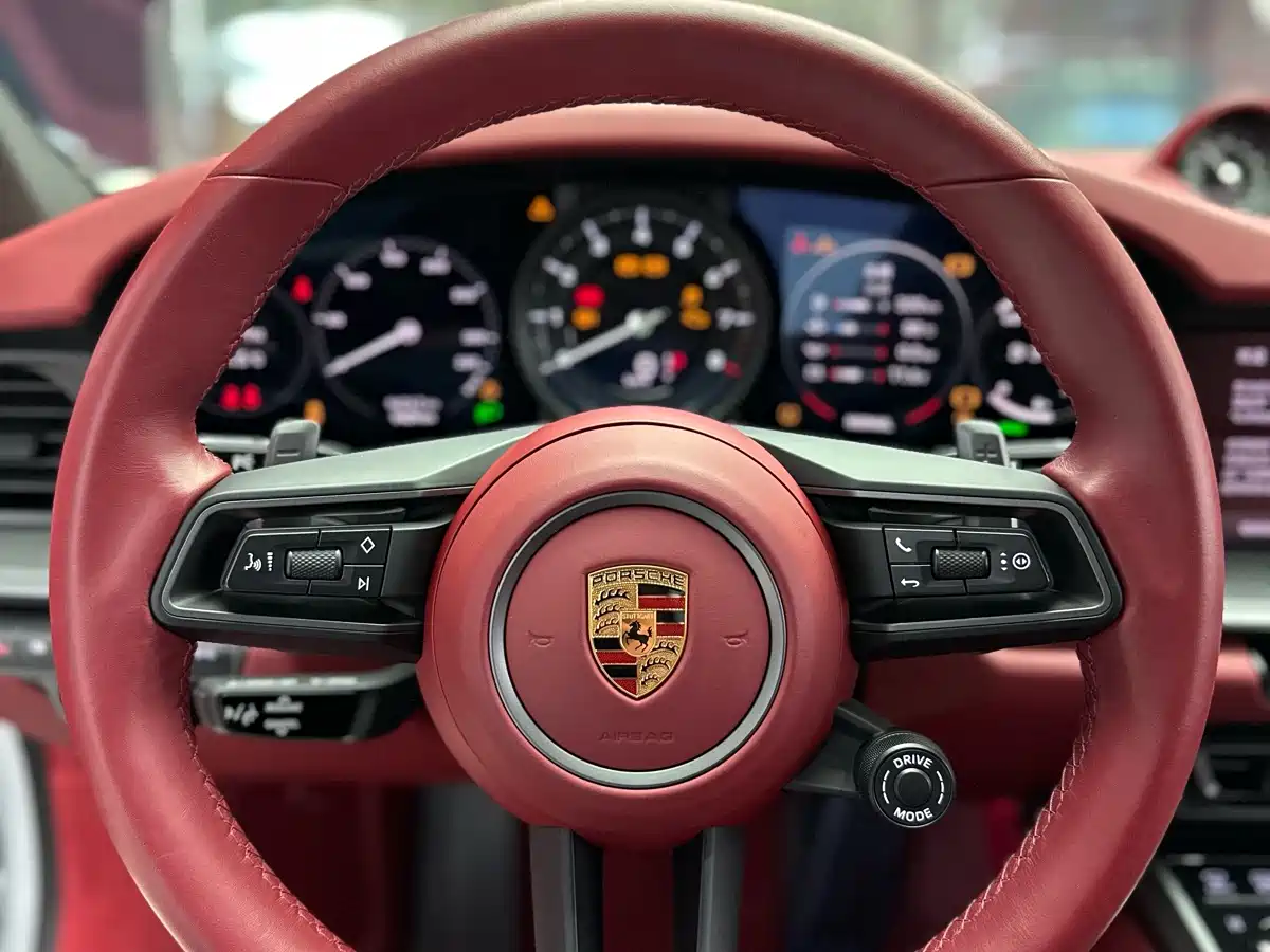 Porsche 911 2023 Carrera 3.0T фото 16