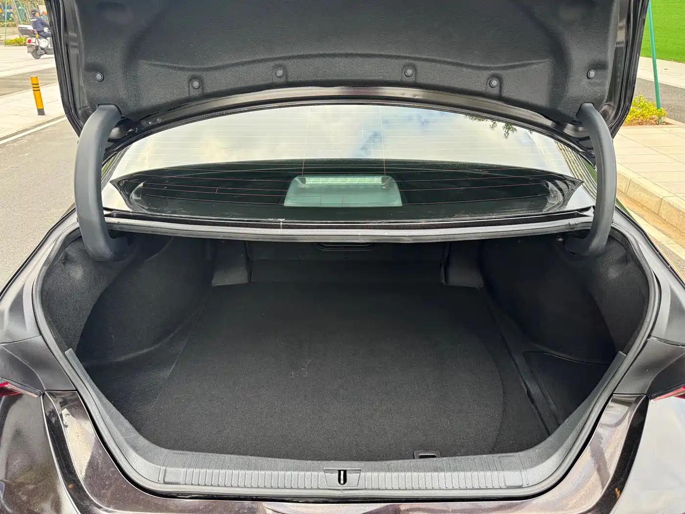Toyota Avalon 2019 Hybrid 2.5L Limited Flagship Version China V фото 22