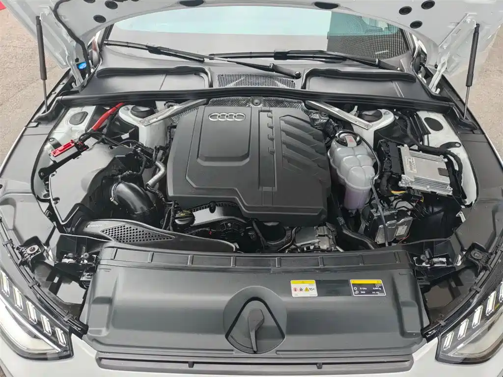Audi A4L 2024 40 TFSI Luxury Dynamic фото 13