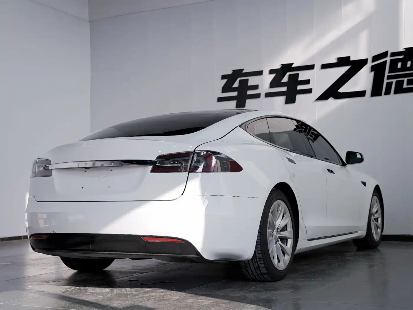 Tesla Model S 2016 2016 Model S 75D