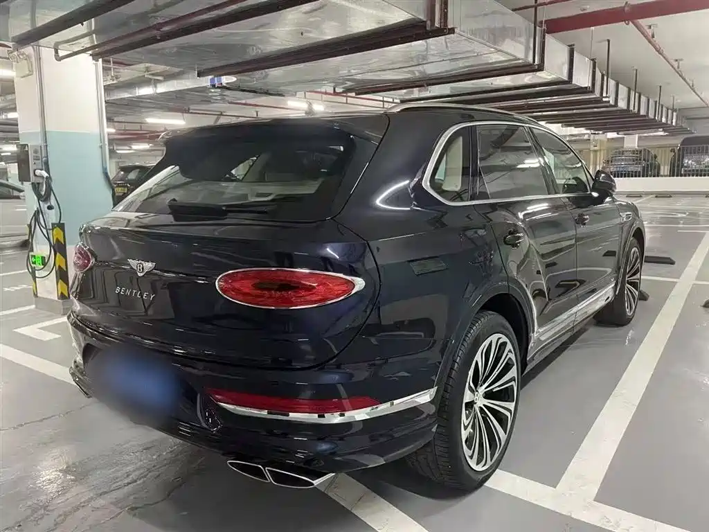 Bentley Bentayga 2021 4.0T V8 фото 5