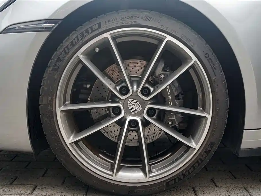 Porsche 911 2023 Carrera 3.0T фото 20