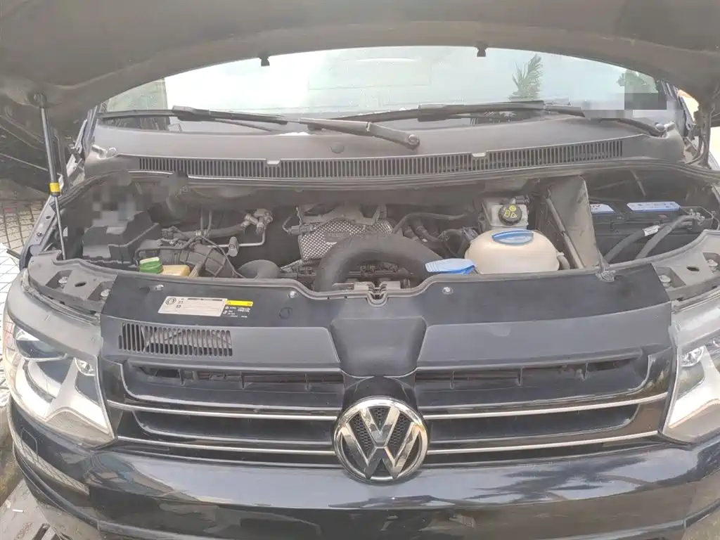 Volkswagen Multivan 2012 2.0TSI 2WD Luxury Edition фото 11