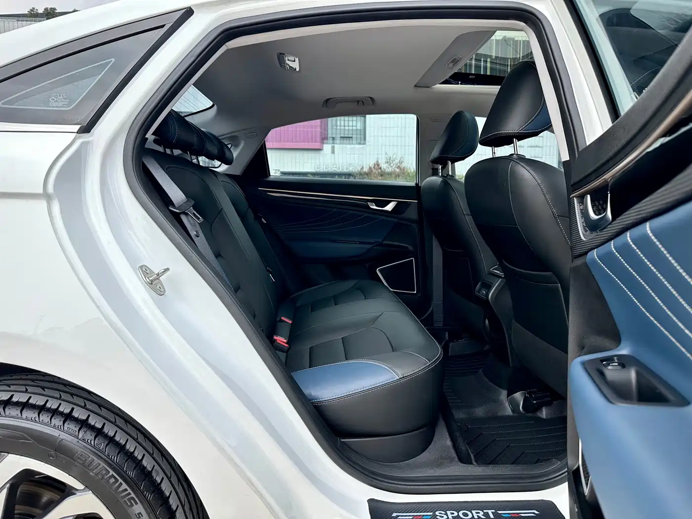 GEELY AUTOMOBILE EMGRAND GL