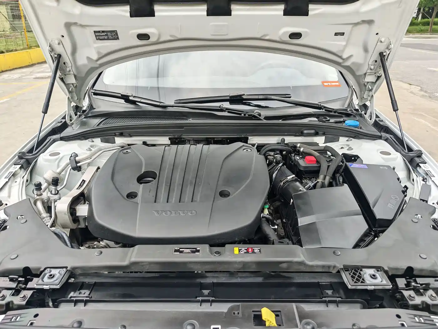 Фото 14 - Volvo S60