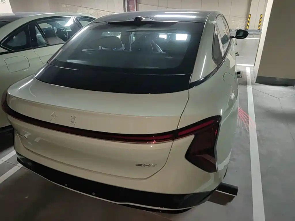 Hongqi EH7 2026 2025 690 Smart Selection Edition