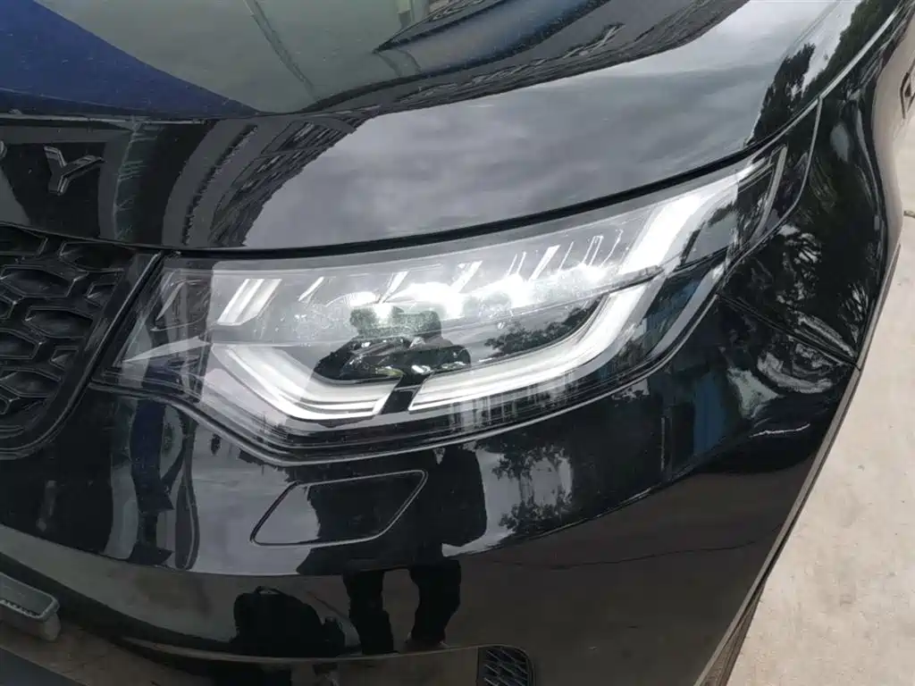 Land Rover Discovery 2020 2.0T SE фото 24