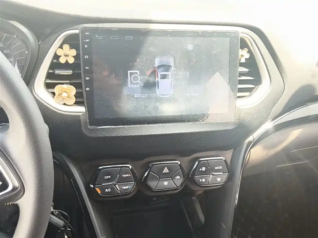 GAC Trumpchi Trumpchi GS4 2017 200T Manual 2WD Elite фото 13