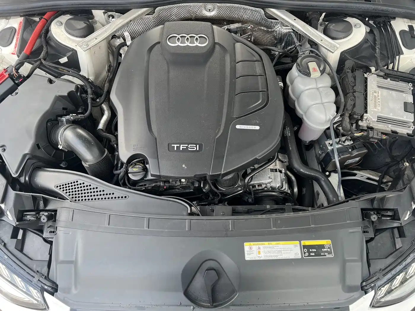 Audi A4L 2020 40 TFSI Fashion Dynamic Edition фото 9