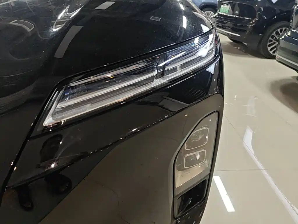 NIO ES8 2026 2025 Model 6-Seat Executive Luxury Edition