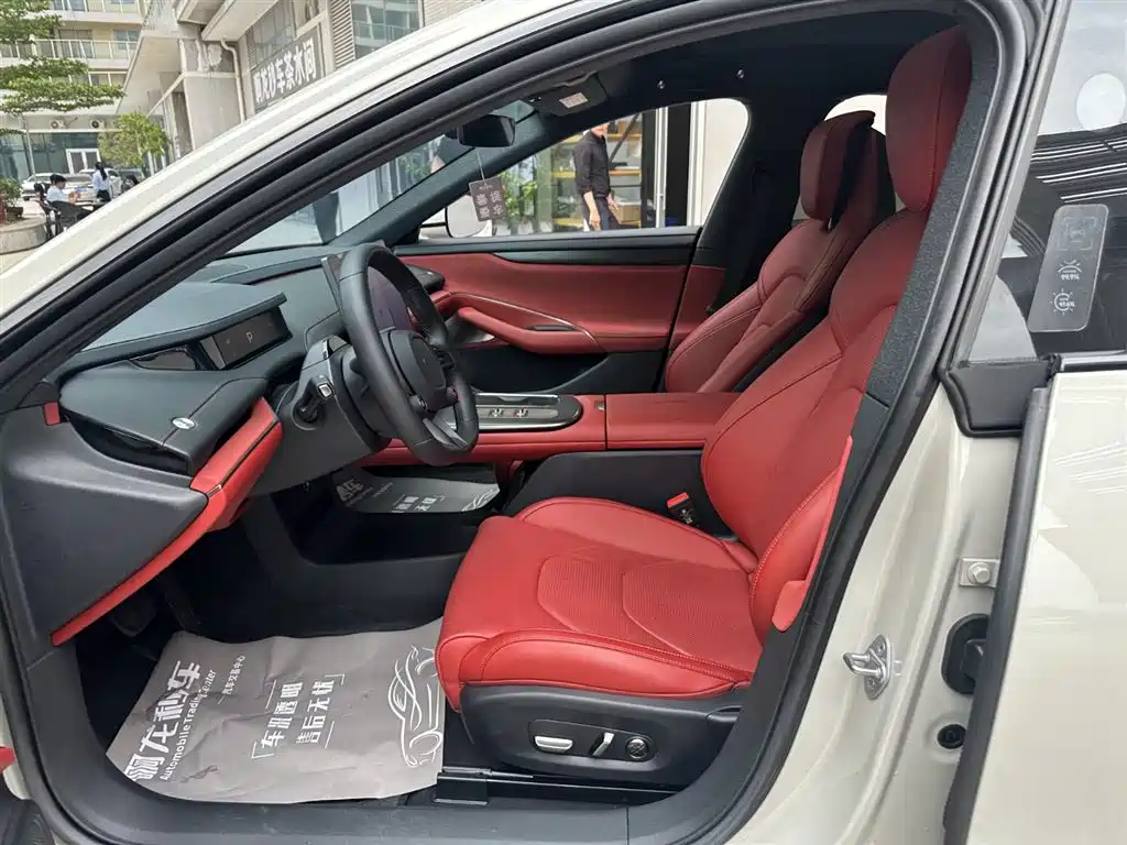 XIAOMI CAR XIAOMI SU7