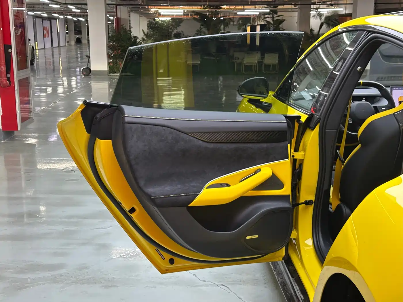 XIAOMI CAR XIAOMI SU7 ULTRA