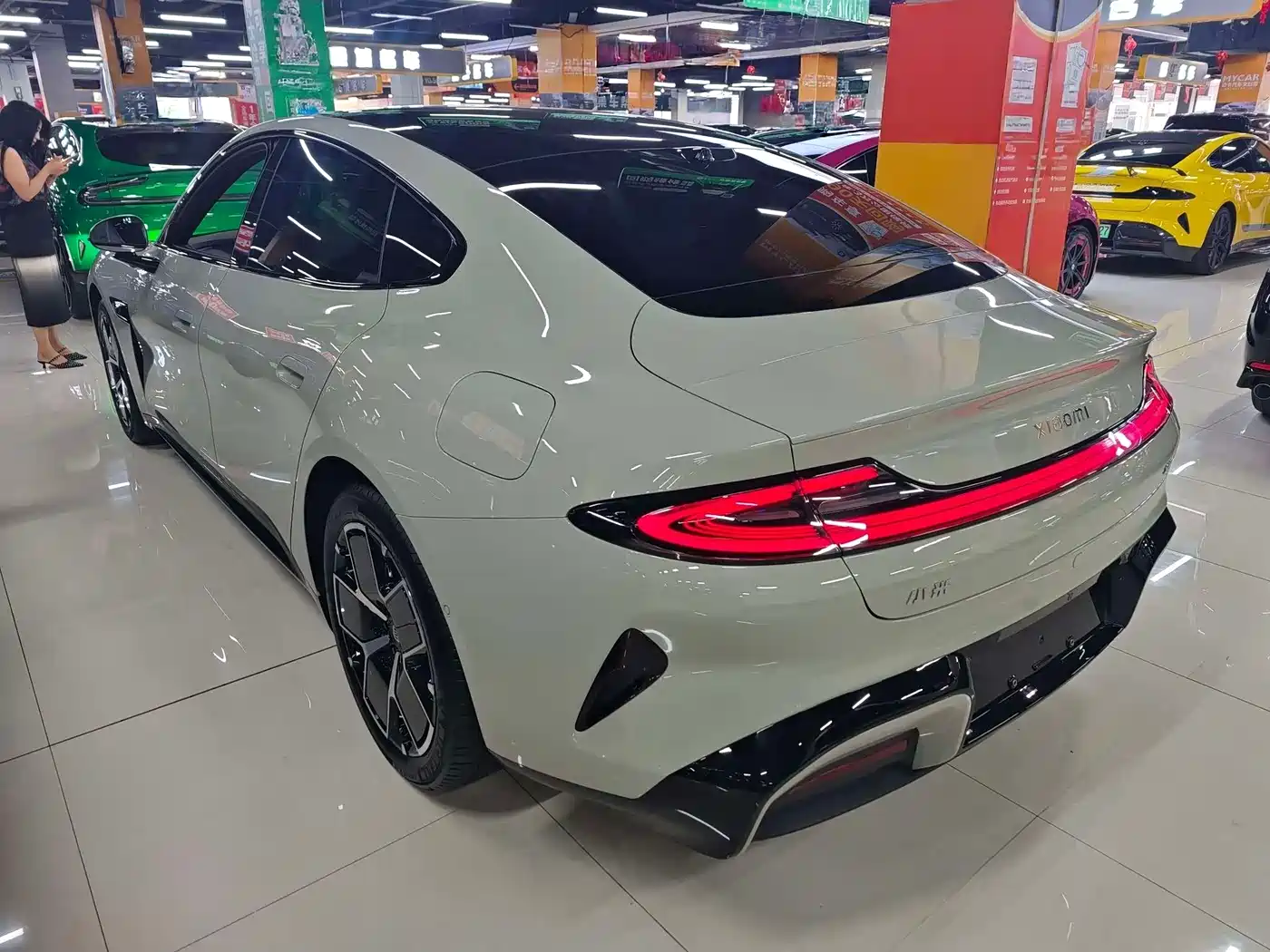 Xiaomi Auto Xiaomi SU7 2024 RWD Long Range Intelligent Driving Edition фото 9