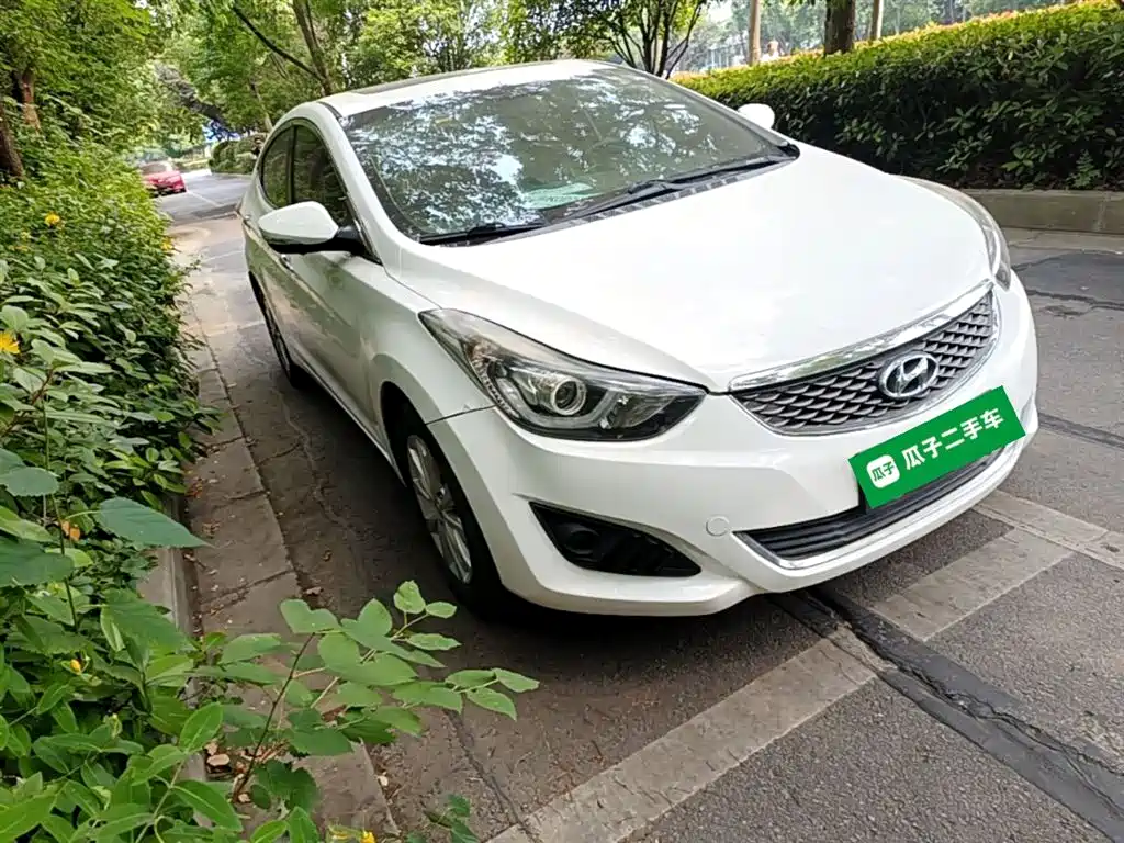 Hyundai Langdong 2016 1.6L Automatic Premium Edition фото 4