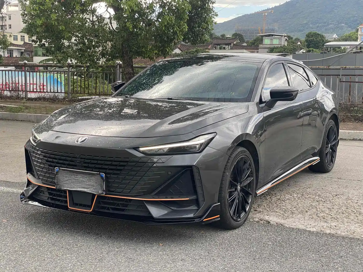 CHANGAN UNI-V