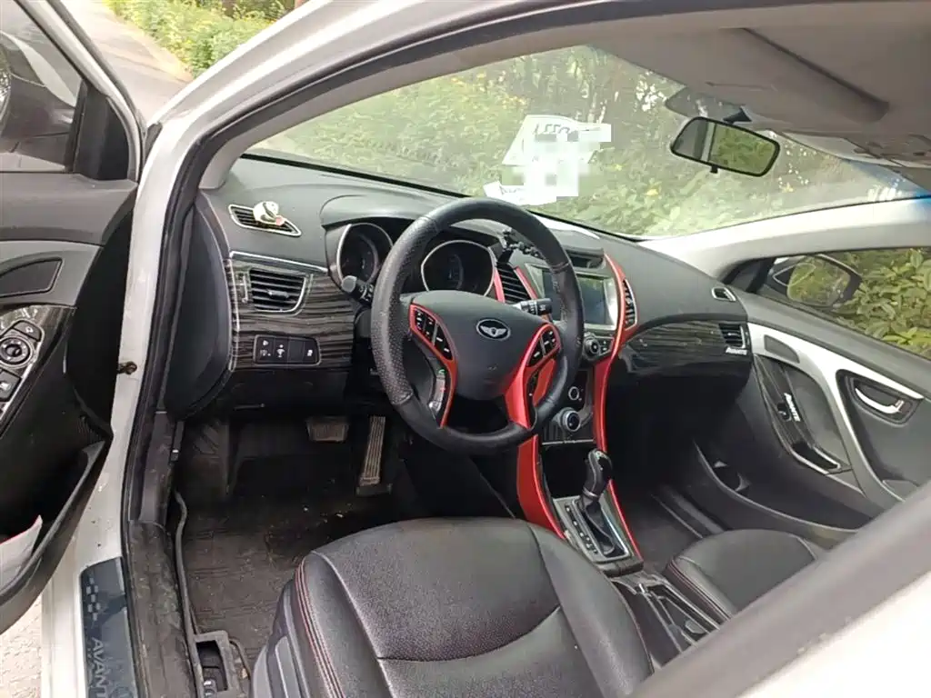 Hyundai Langdong 2016 1.6L Automatic Premium Edition фото 10