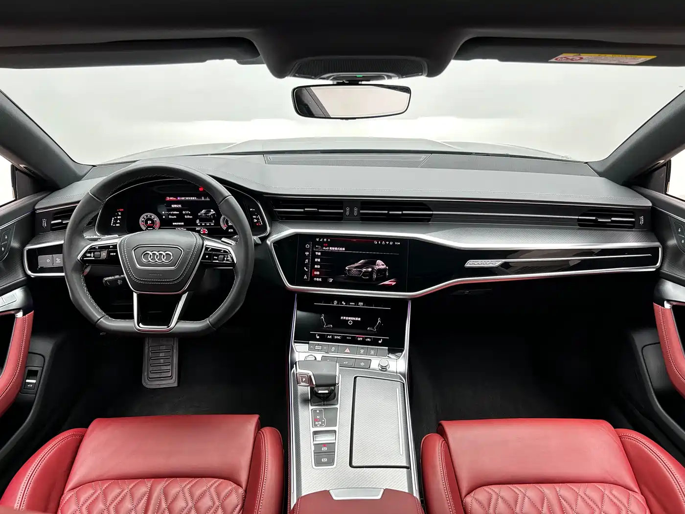 Audi A7L 2024 45 TFSI quattro S-line Black Warrior Edition фото 16