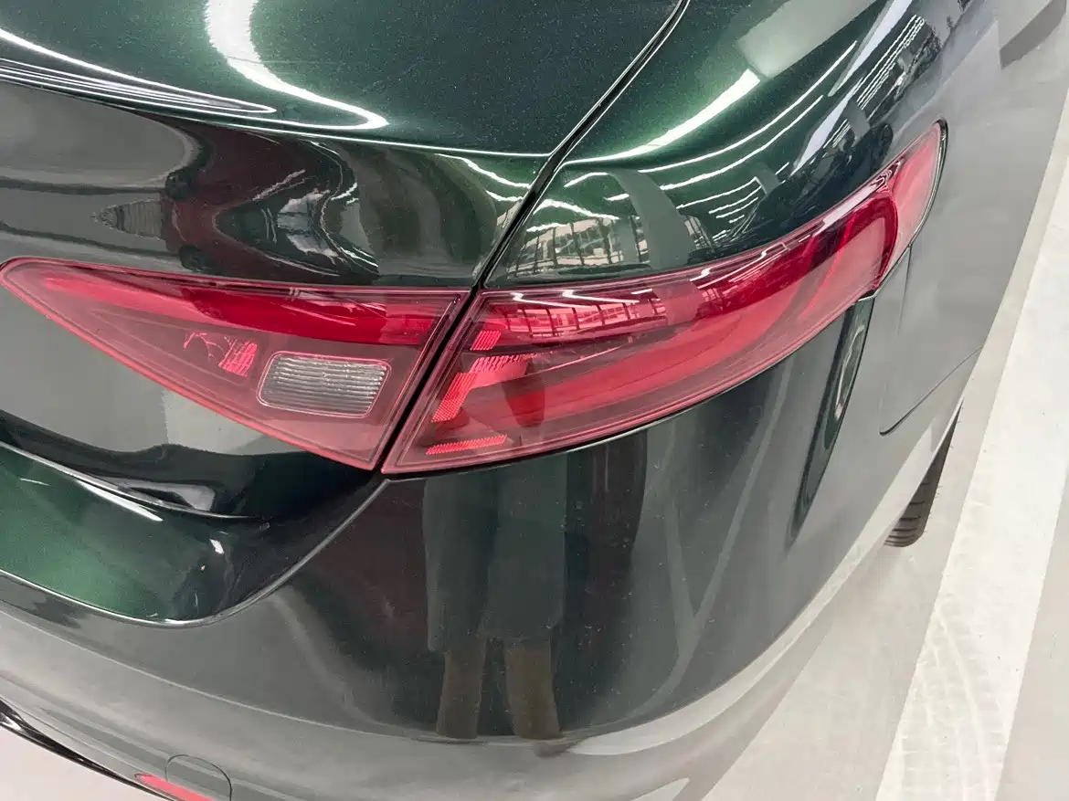 Alfa Romeo Giulia 2020 2020 2.0T 280HP Luxury Edition