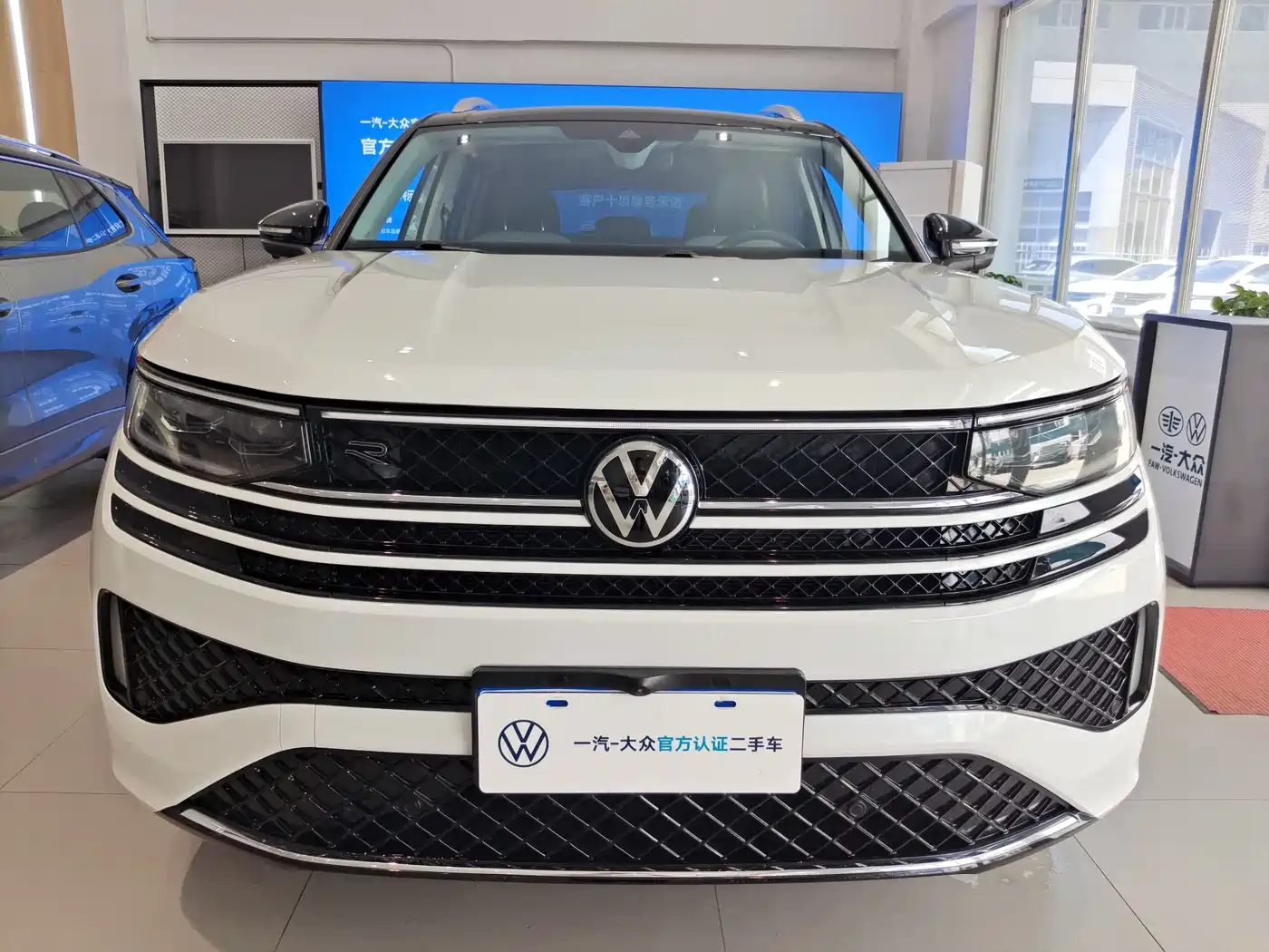 Volkswagen Talagon 2023 380TSI 4WD R-Line Touring Edition фото 2