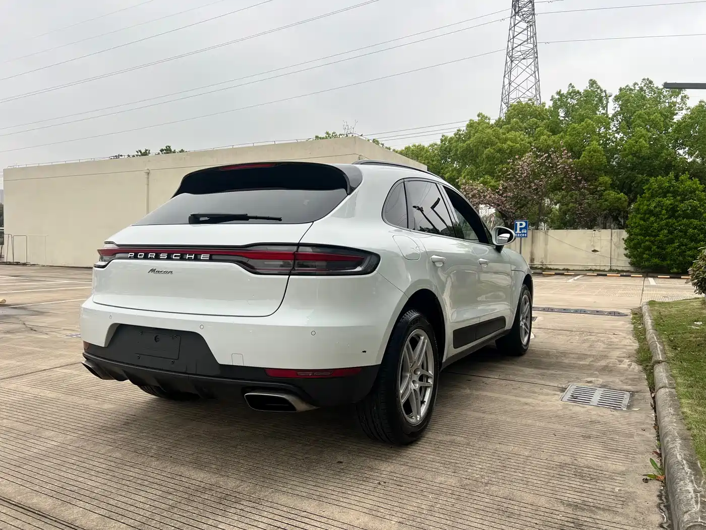 Porsche Macan 2018 Macan 2.0T фото 33