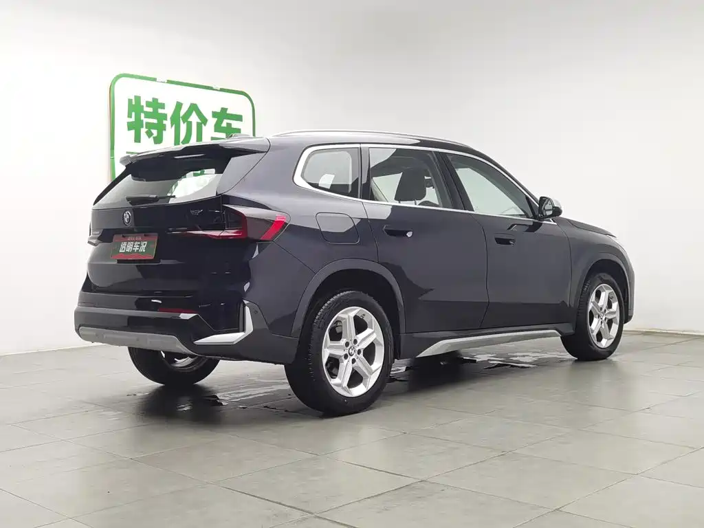 Фото 2 - BMW X1