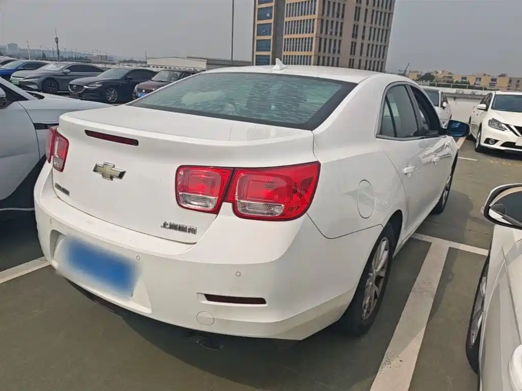 Chevrolet Malibu 2014 2.0L Automatic Luxury фото 7