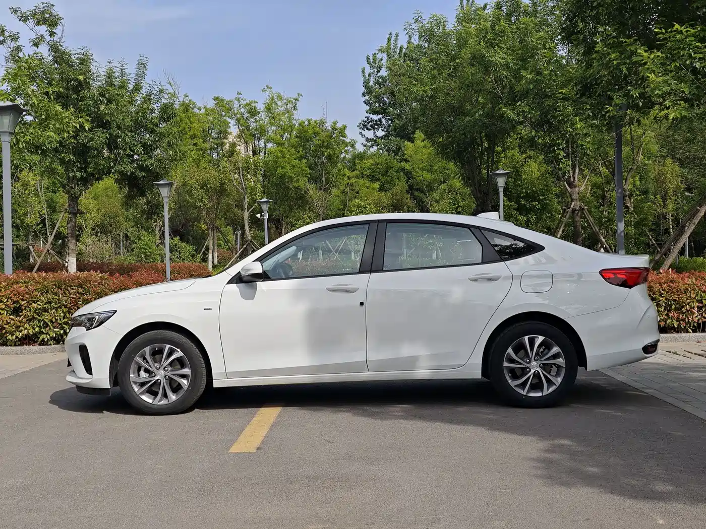 Buick Verano 2023 Pro Joy Edition фото 8