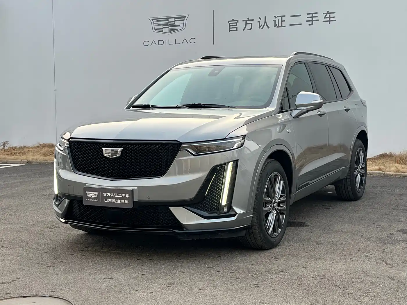 Cadillac XT6 2025 2.0T 6-Seater AWD Executive Black Label Edition