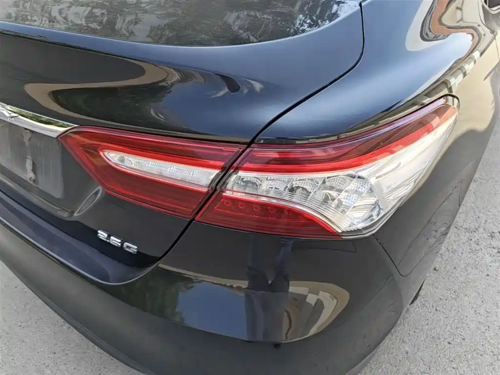 Toyota Camry 2018 2.5G Luxury Edition фото 8