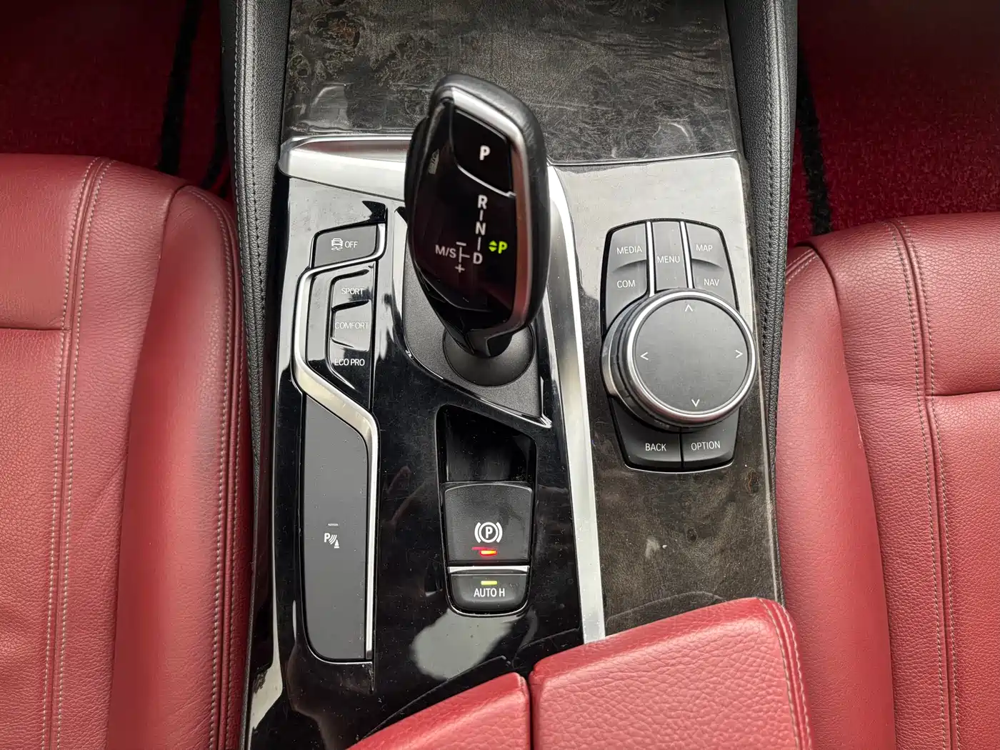 BMW 5 Series 2019 530Li Leading M Sport Package фото 11
