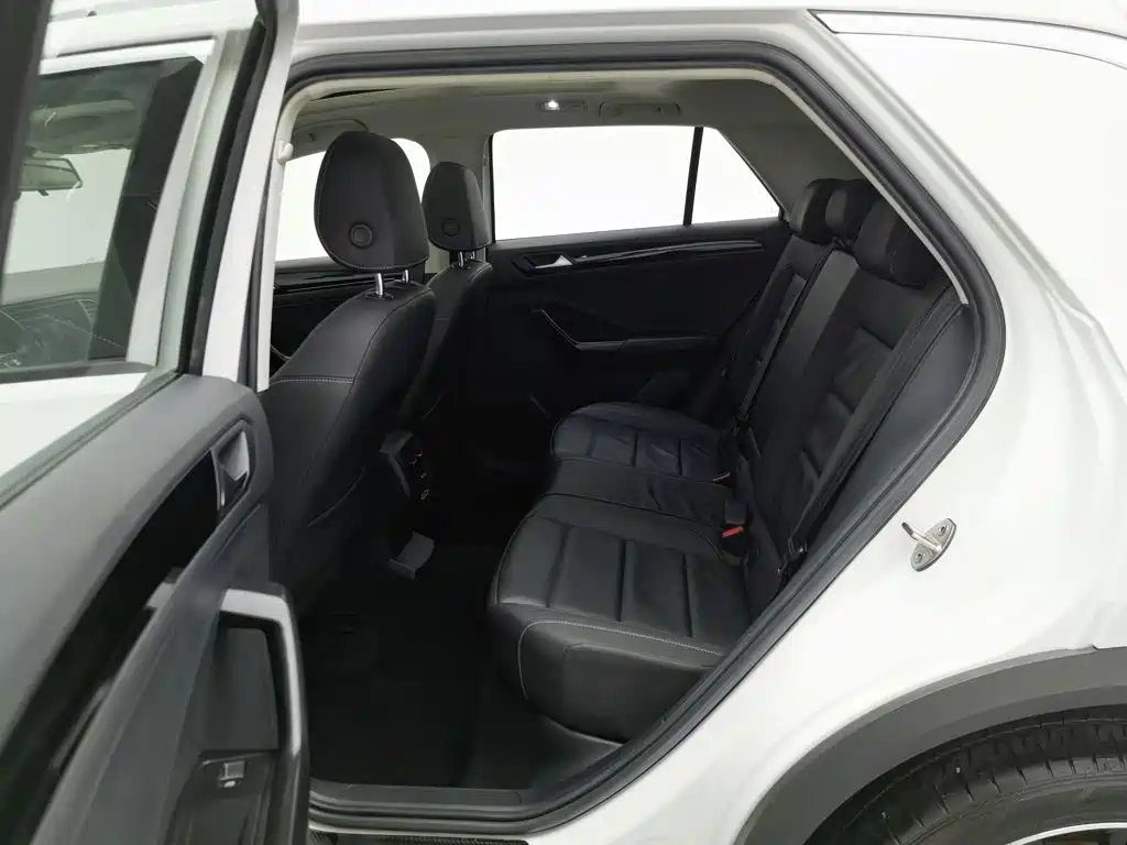 Volkswagen T-Roc, миниатюра 15