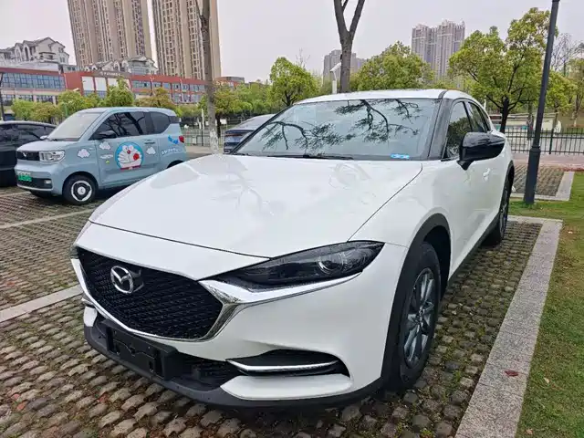 Mazda CX-4 2022