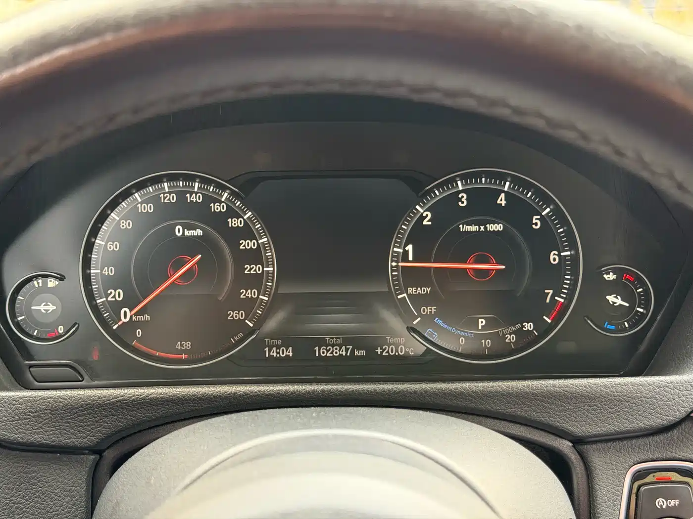BMW 3 Series 2018 320i M Sport Black Night Edition фото 17