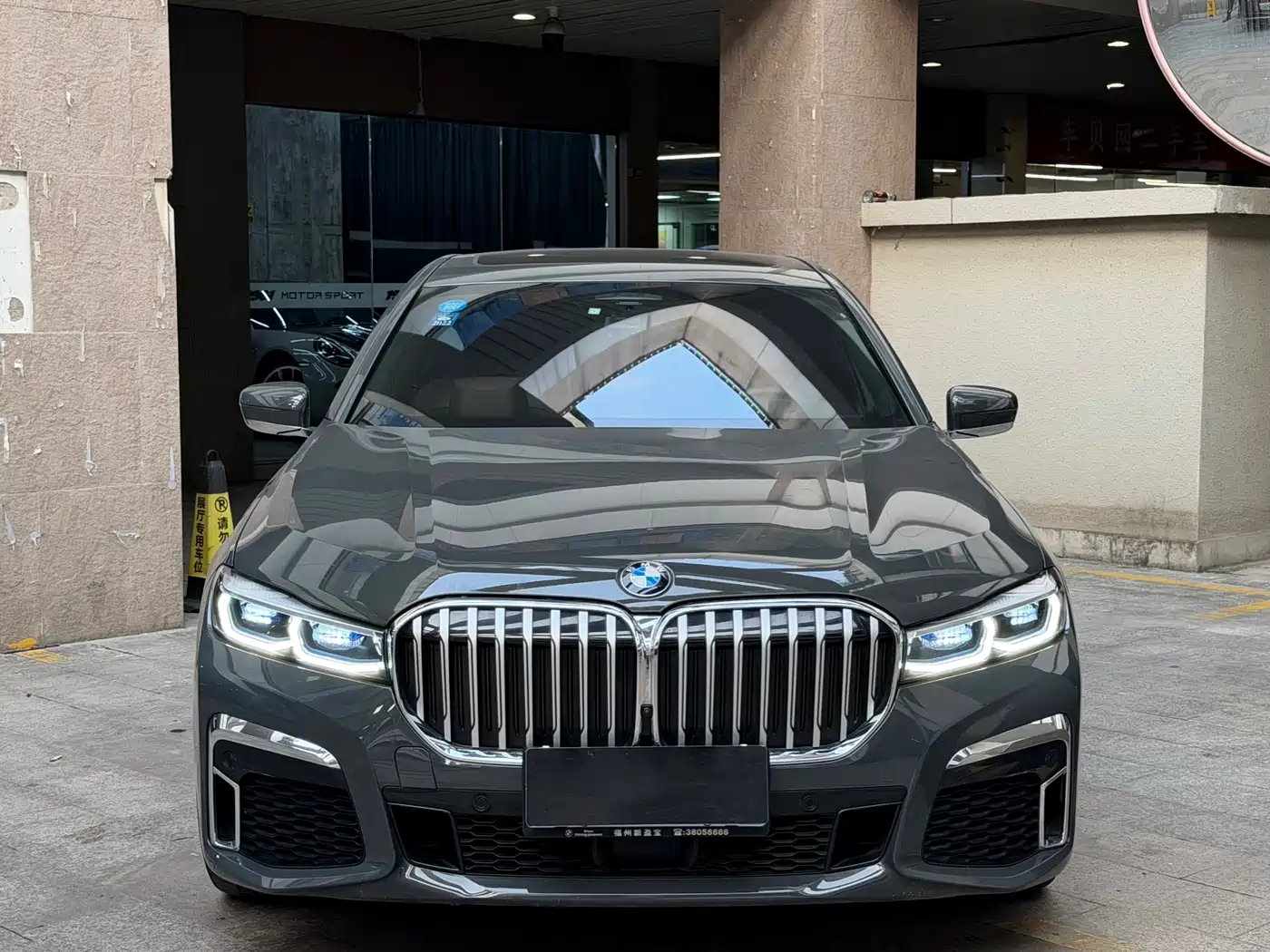 BMW 7 Series 2019 Facelift 740Li xDrive Executive M Sport Package фото 2