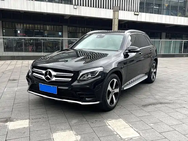 MERCEDES-BENZ GLC