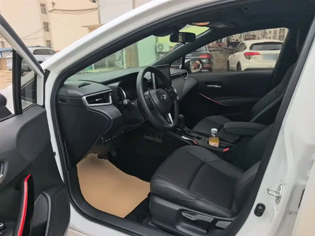 Toyota Levin 2021 Dual Engine 1.8H E-CVT Sport фото 16