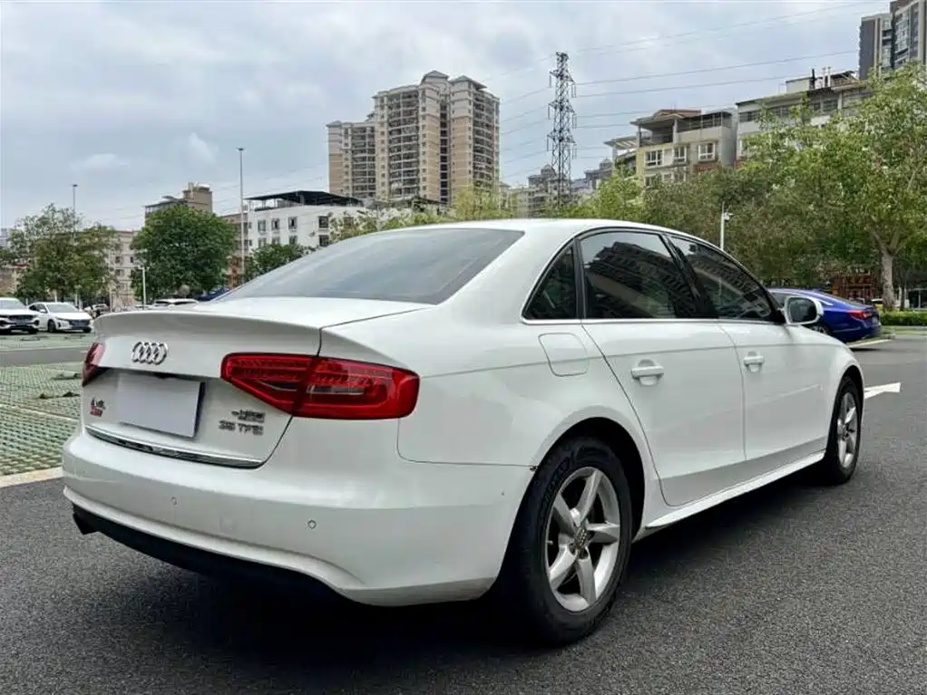 Audi A4L 2015 35 TFSI Auto Standard фото 9