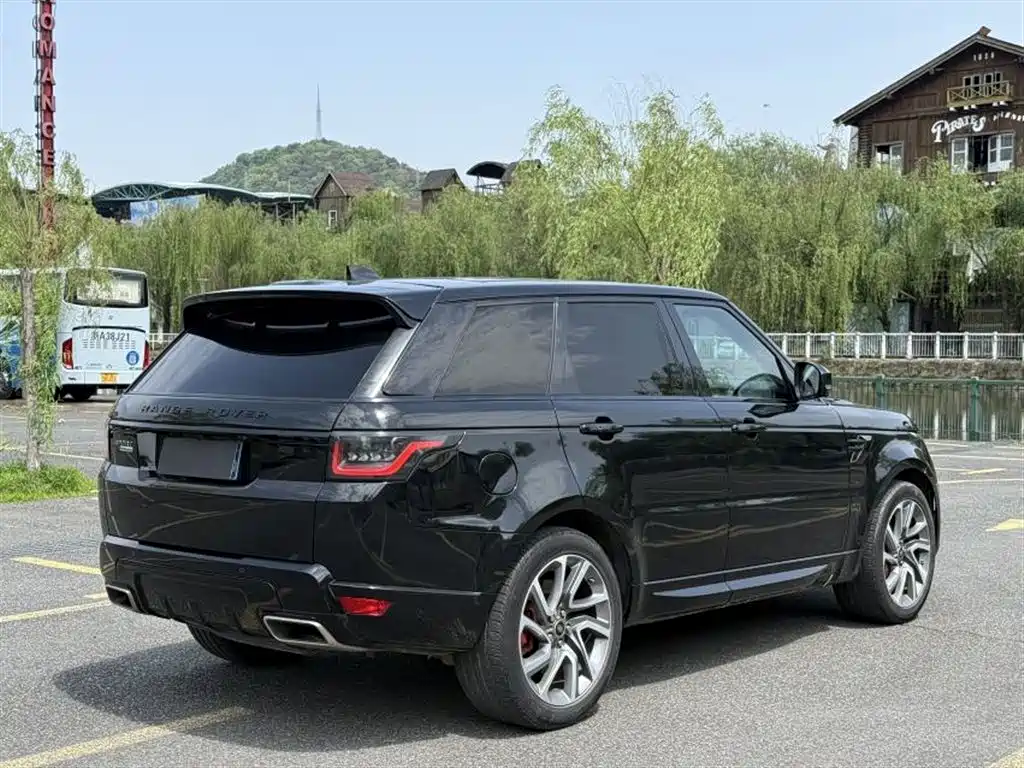Land Rover Range Rover Sport 2018 3.0 SC V6 Fashion Genesis DYNAMIC фото 5