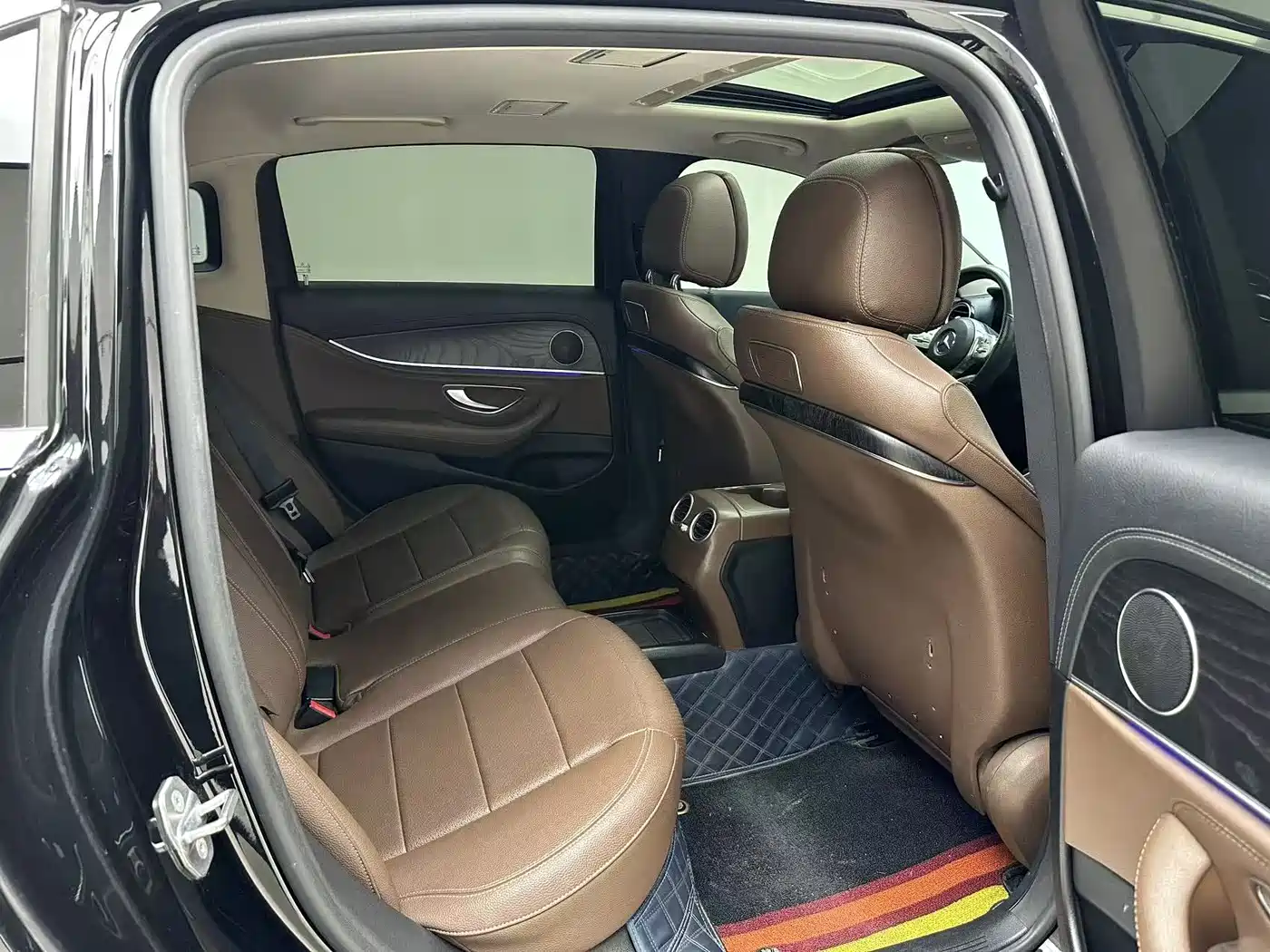 Mercedes-Benz E-Class 2019 E 200 L Sport фото 15